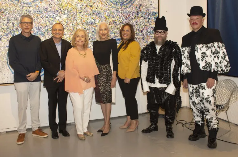 ArtesMiami & Manolis Projects Gallery Honored Chairman Mar�a Bechily